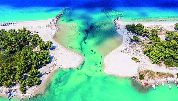 Greece’s Glarokavos Lagoon in Chalkidiki Named Most Beautiful Beach in Europe